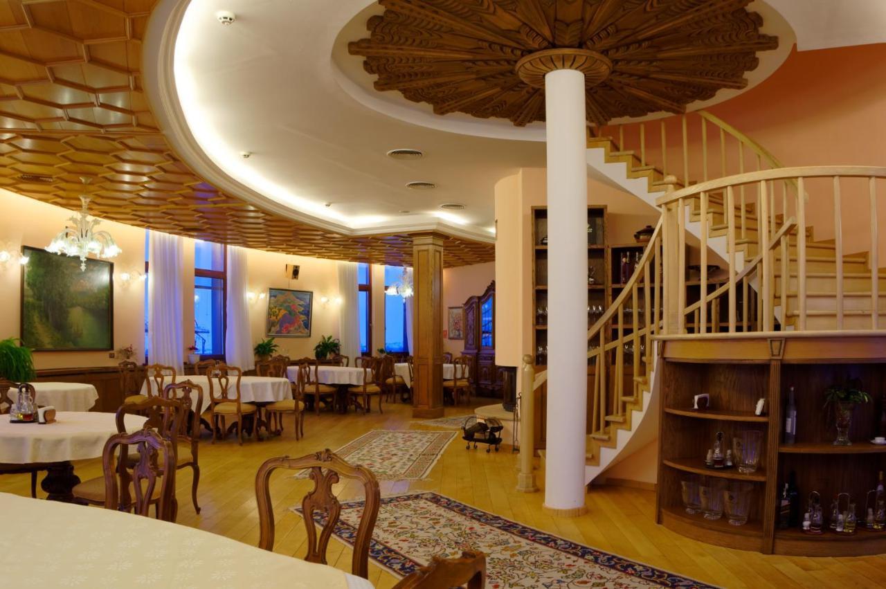 Hotel Soli Invicto Elenovo  Buitenkant foto