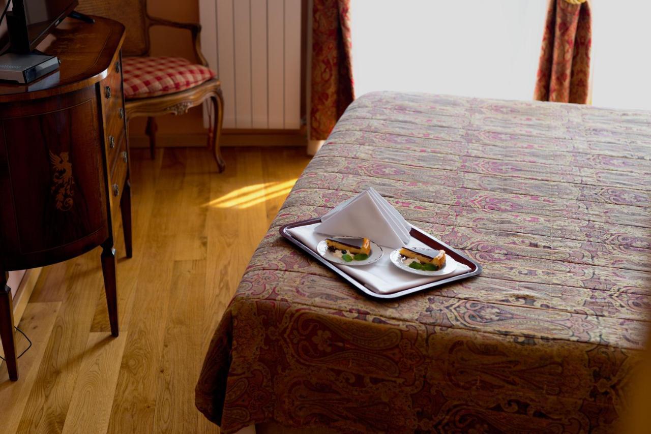 Hotel Soli Invicto Elenovo  Buitenkant foto